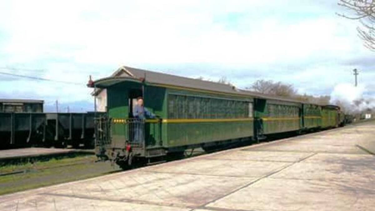 PRB e IU defienden la opción del tren turístico