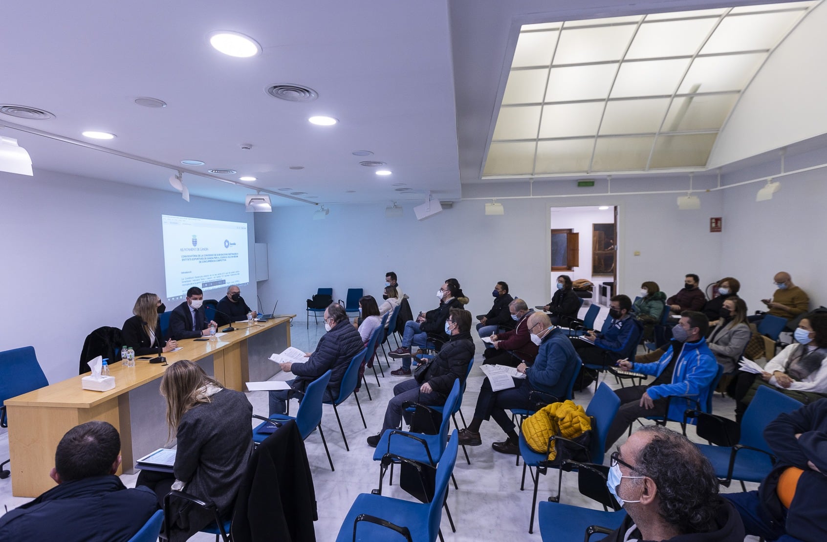 Reunión con las entidades deportivas de Gandia