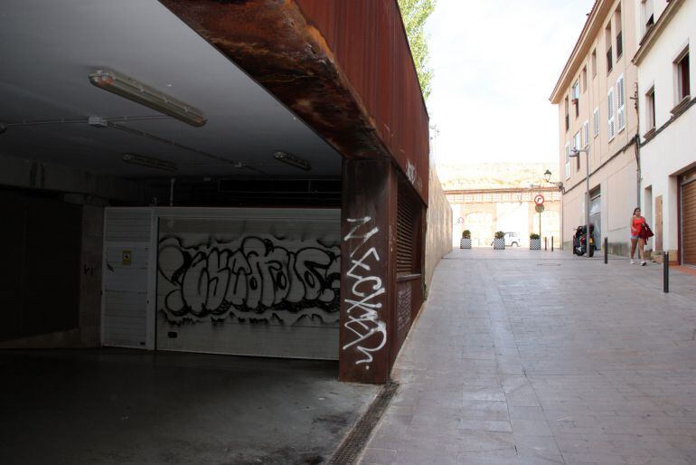 Els tarragonins volen que el pàrquing fallit de Jaume I es converteixi en un espai polivalent