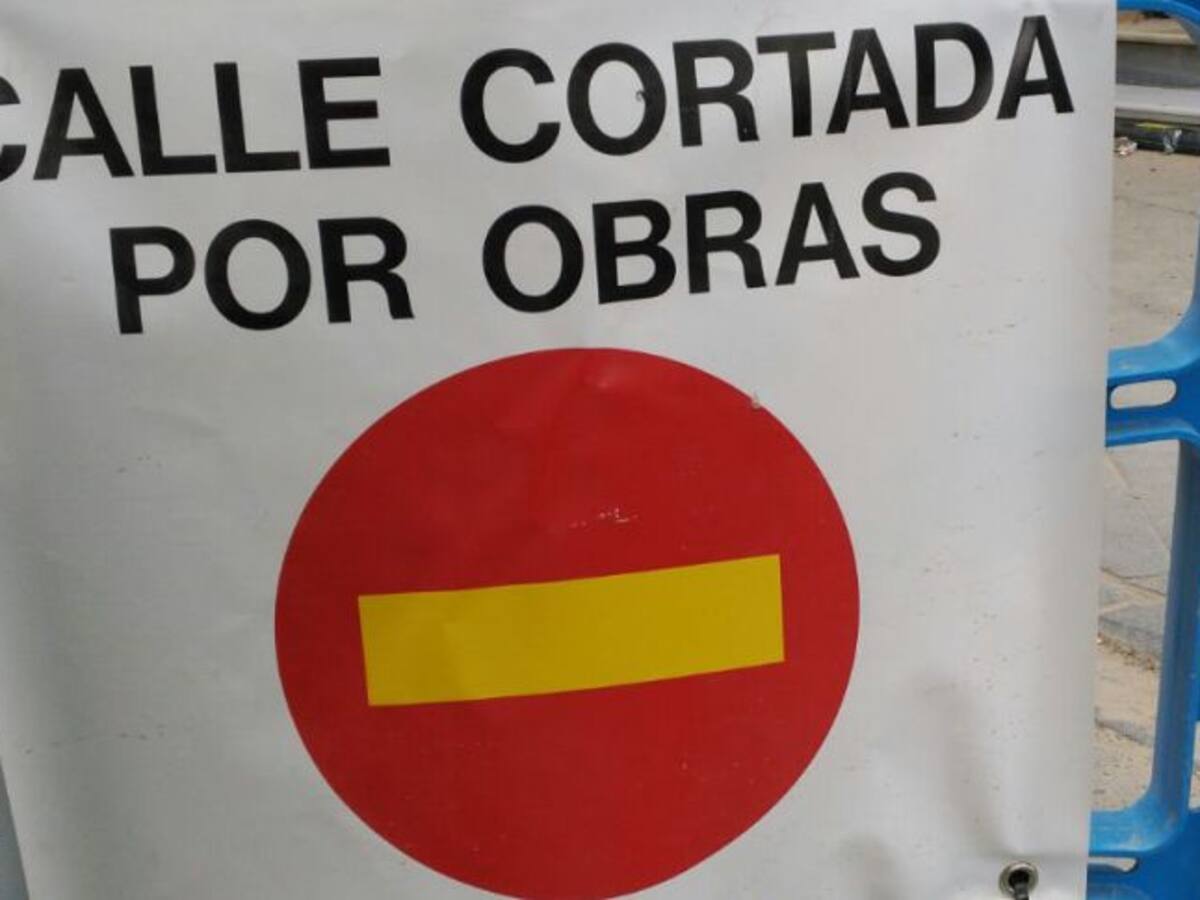 Siguen los cortes de tráfico en las calles Caba, Baños, Albarderos y Gaona