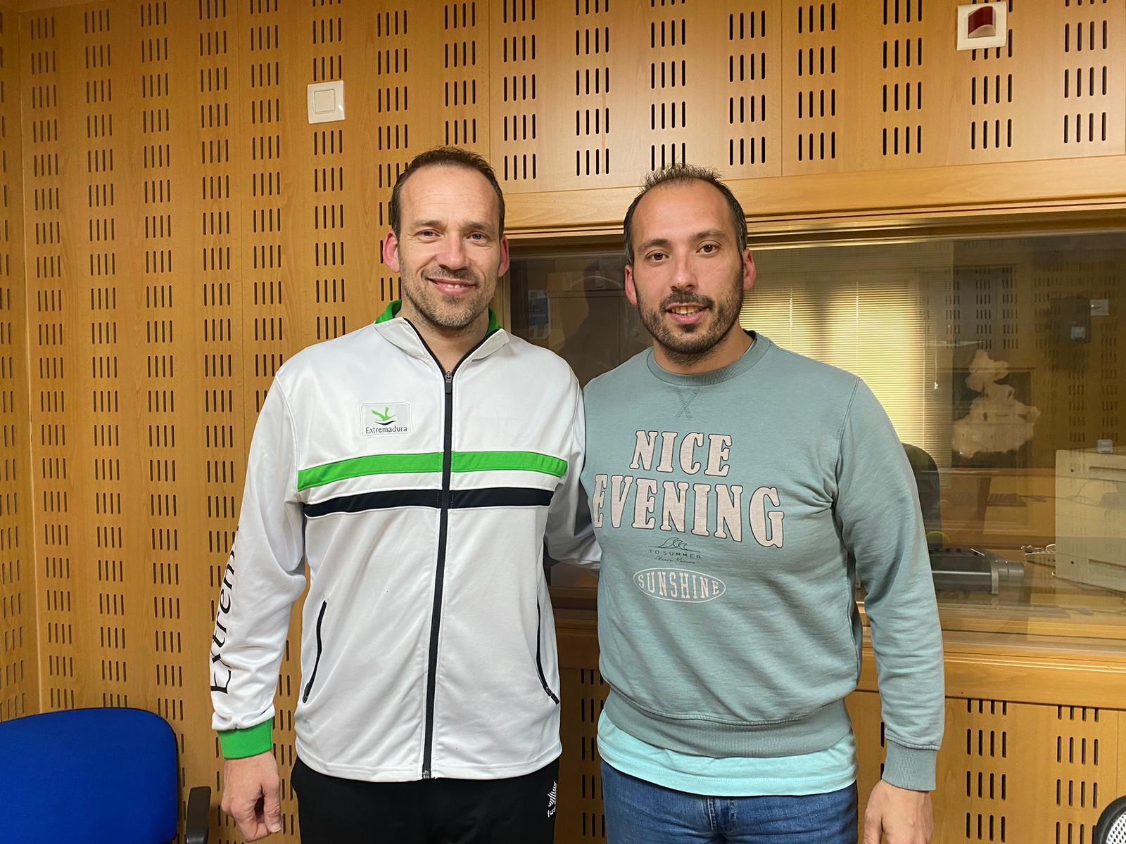 José Luis y Jesús Vinagre, del Club Balonmano Josefinas Mérida