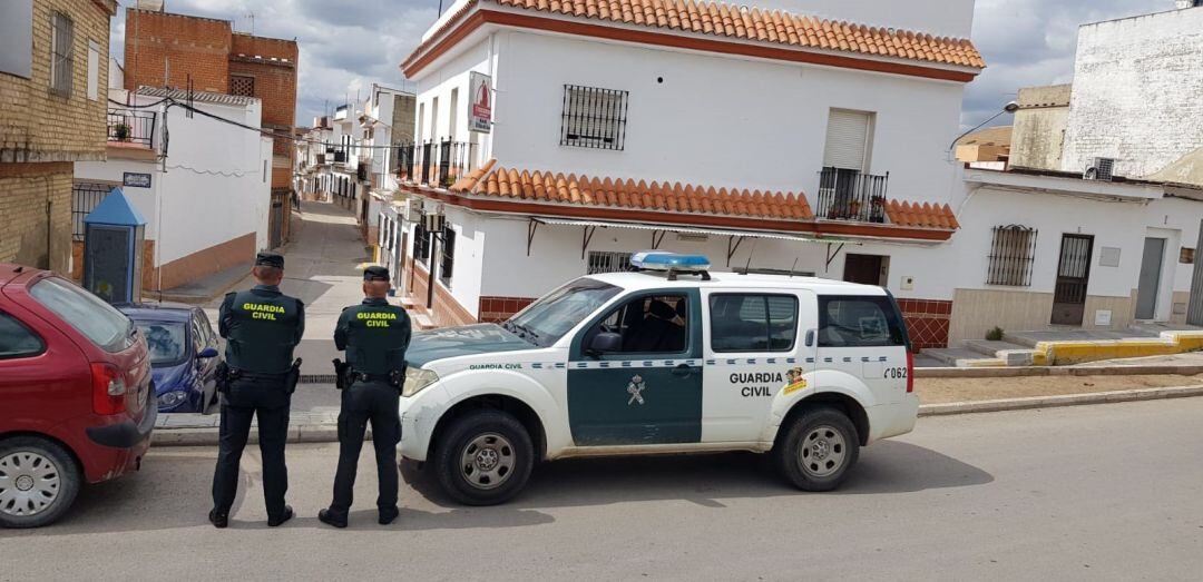 Actuación de los agentes en Trebujena