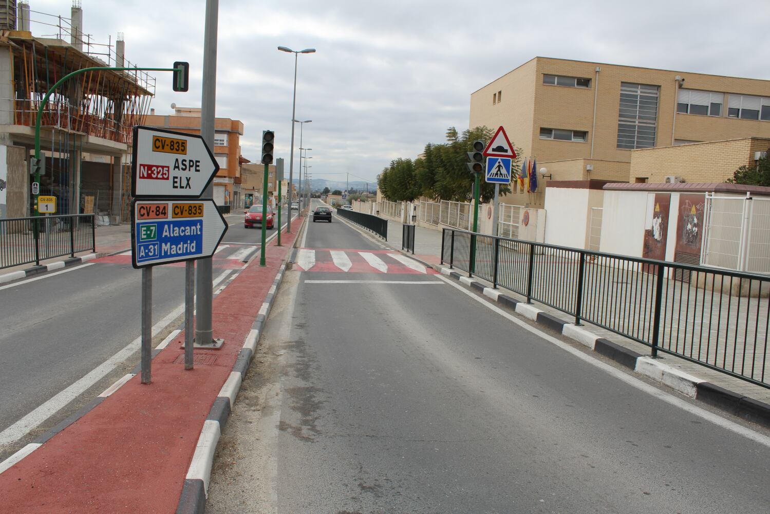 Avenida Cura González, Novelda