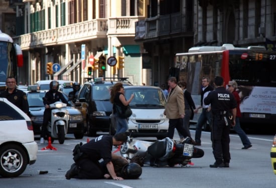 Imatge d&#039;arxiu d&#039;un accident de moto a la Via Laietana de Barcelona