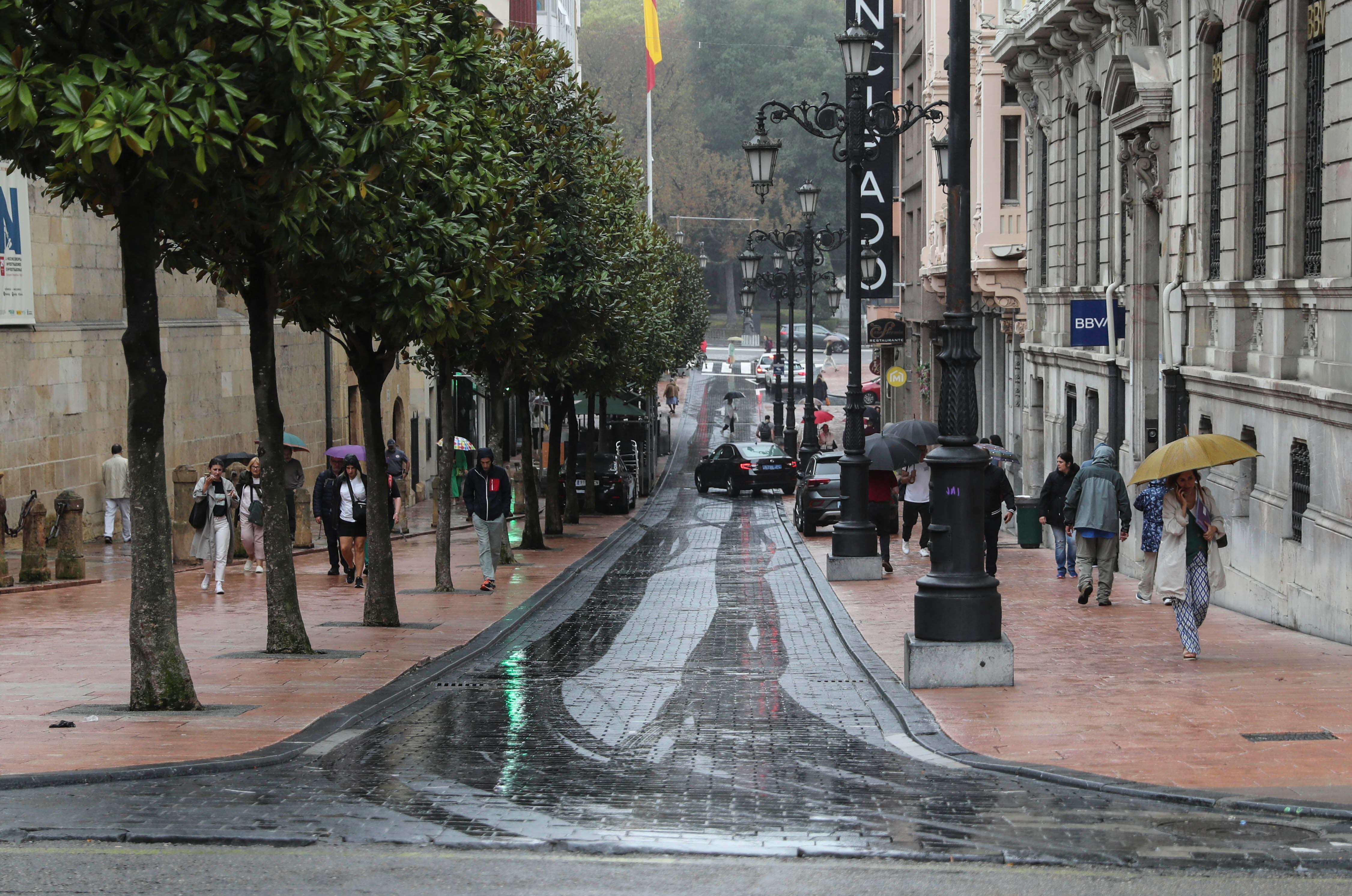 Las precipitaciones llegan a la península a partir de la próxima semana. EFE/ J.L. Cereijido