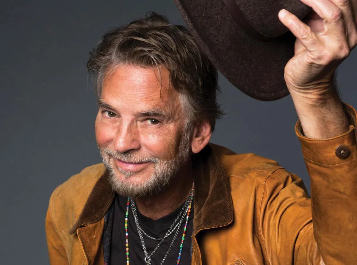 El cantante y guitarrista estadounidense Kenny Loggins.