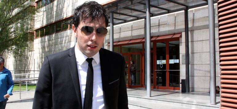 El jutge Diego Àlvarez de Juan a la sortida dels jutjats de Reus.