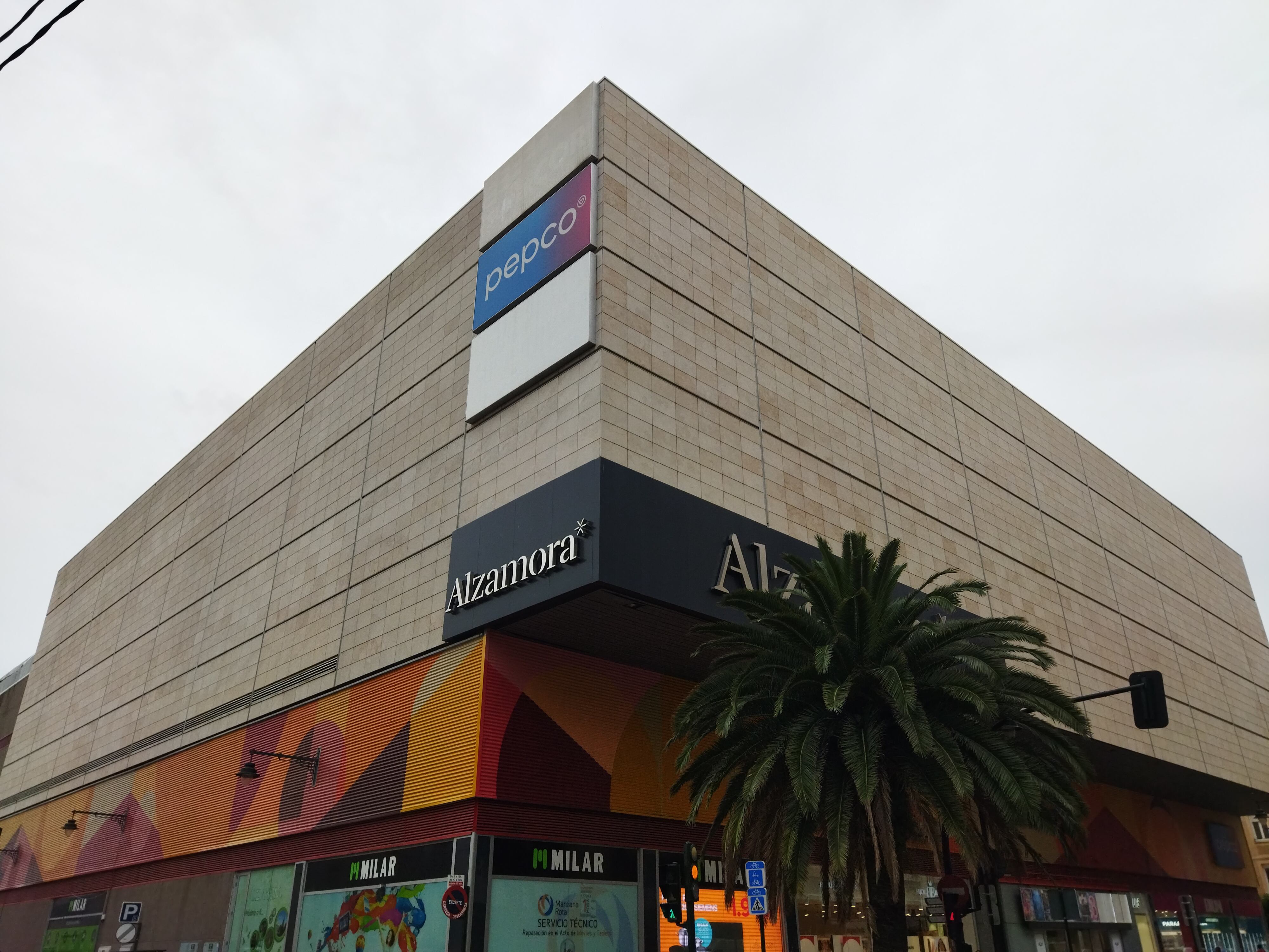 El Centro Comercial Alzamora en Alcoy