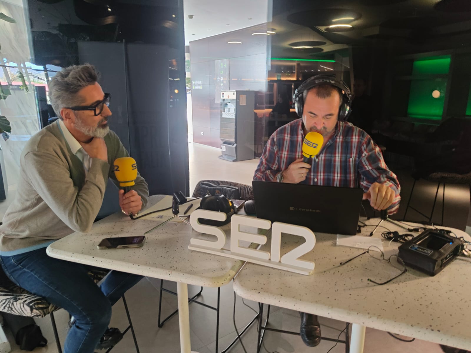 Juan Carlos Piernas, director del Hotel Jardines de Lorca y Miguel Meroño