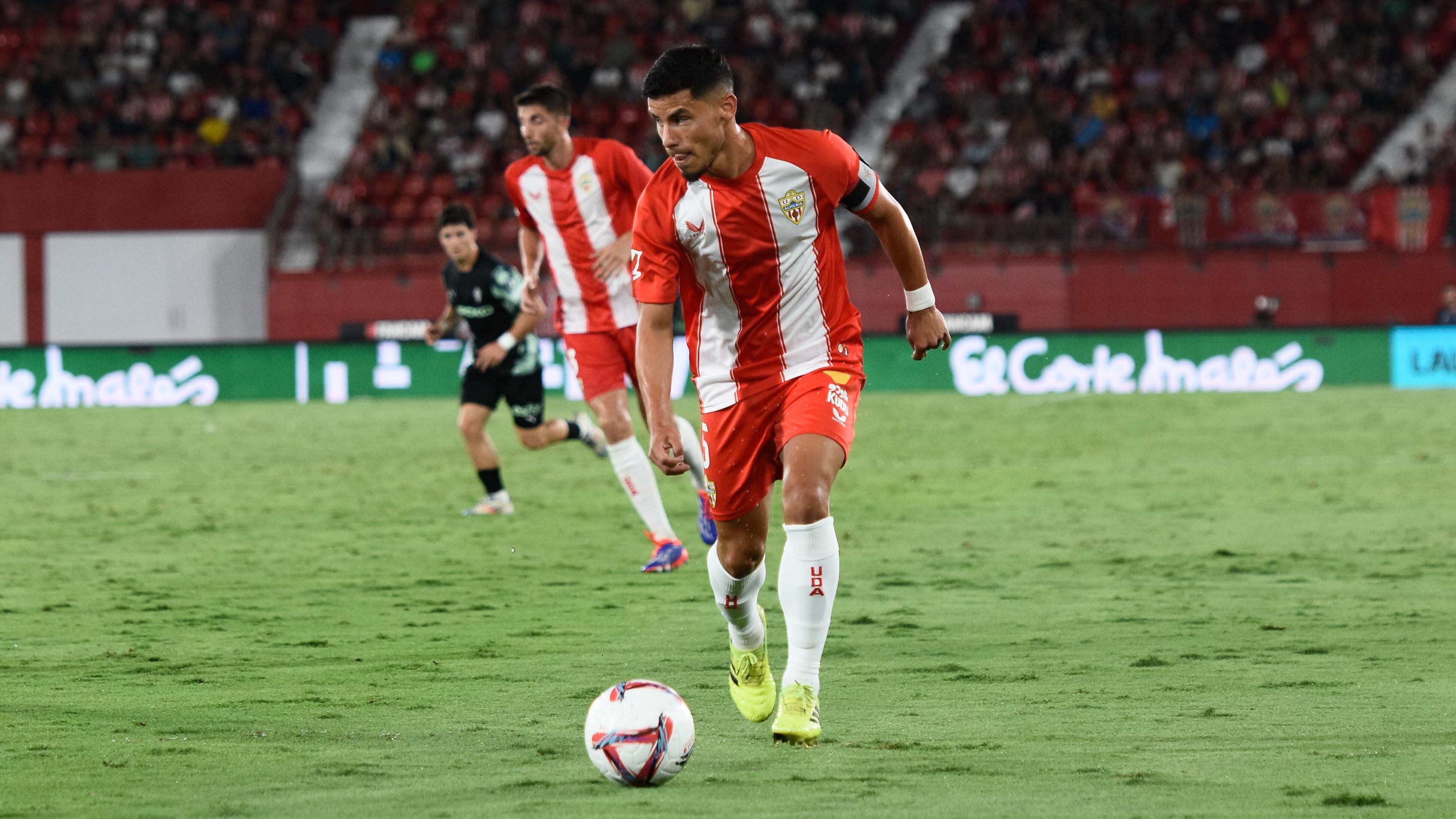 El argentino en la segunda mitad frente al Sporting, donde se le volvió a salir el hombro izquierdo.