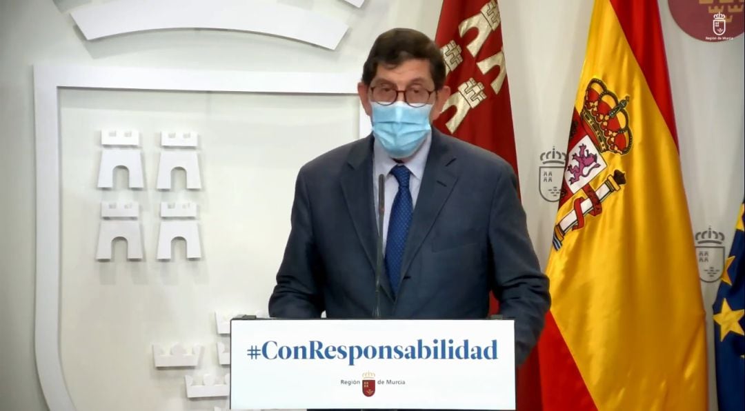 Manuel Villegas, Consejero de Salud