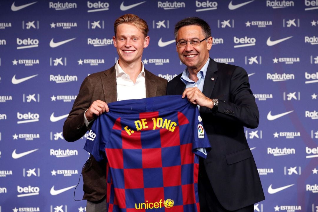 Bartomeu durante la rueda de prensa de presentación de Frenkie de Jong 