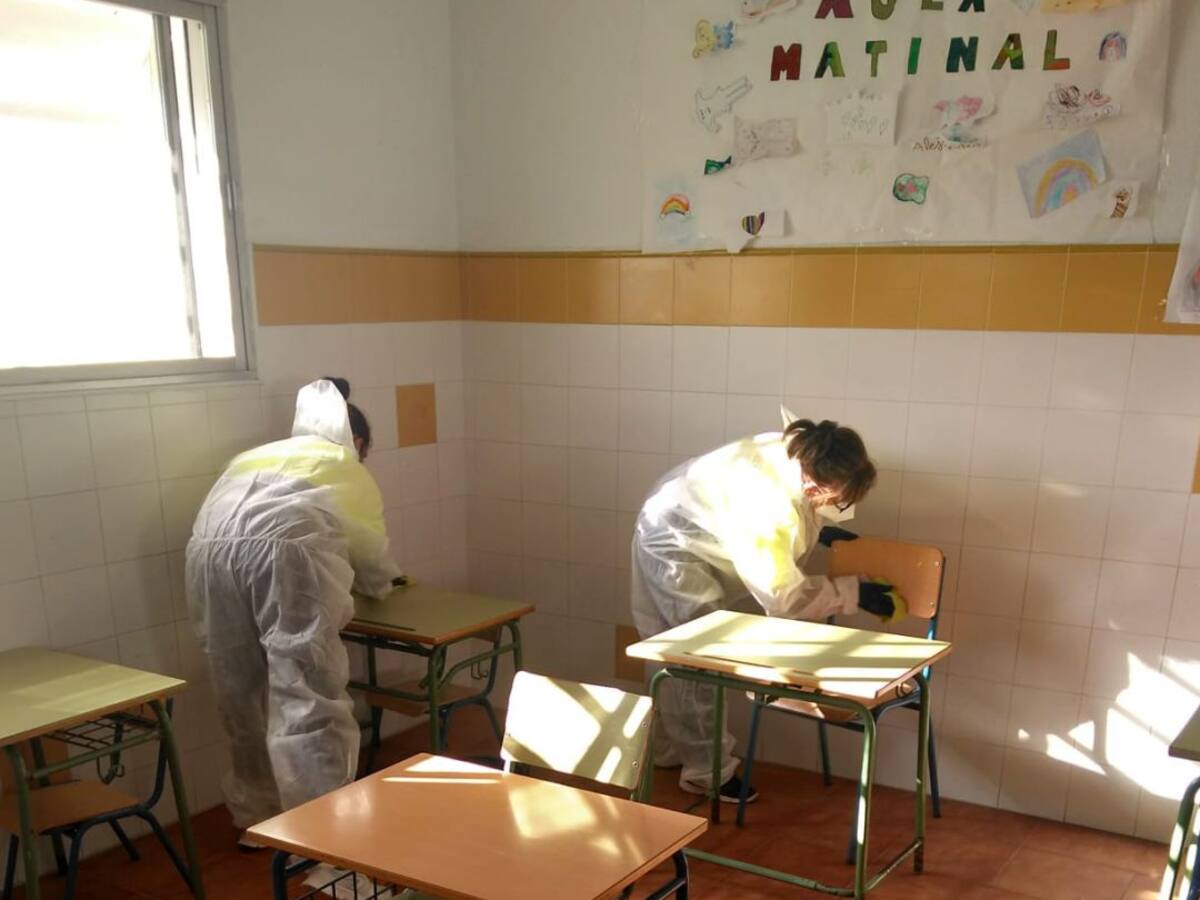 El AMPA del colegio San Bernardo en la Estación de San Roque alerta por covid-19 en el centro