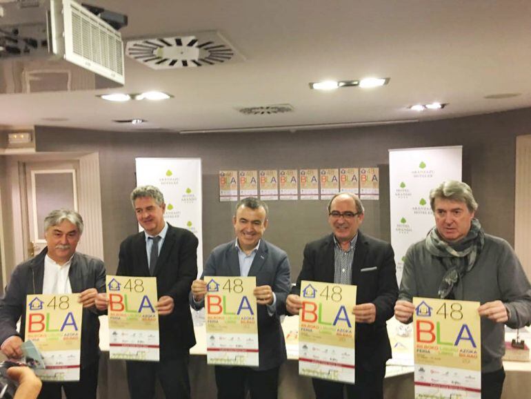 Lorenzo Silva en la presentación de la Feria del Libro