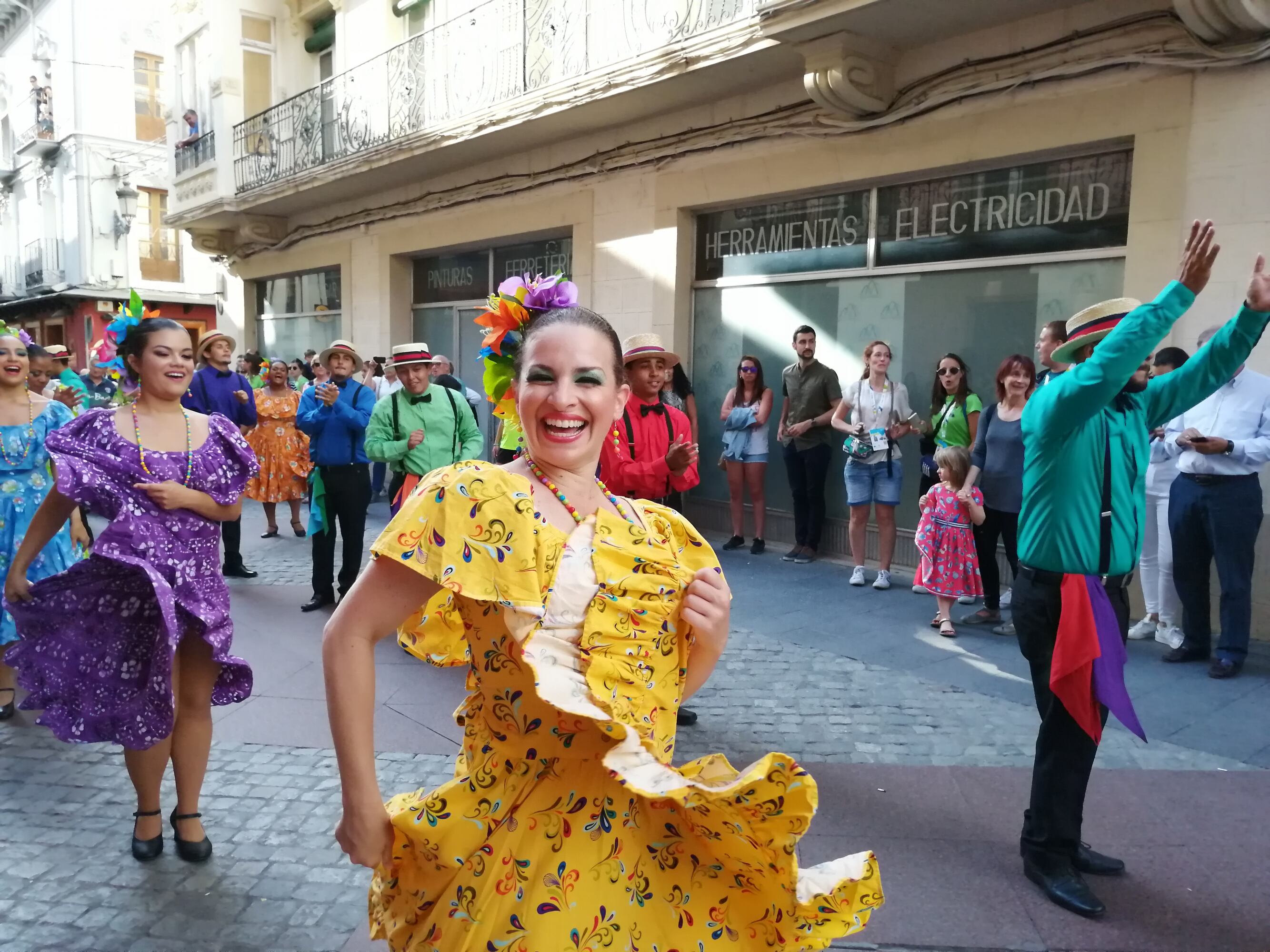 FESTIVAL FOLKLÓRICO DE LOS PIRINEOS 2019