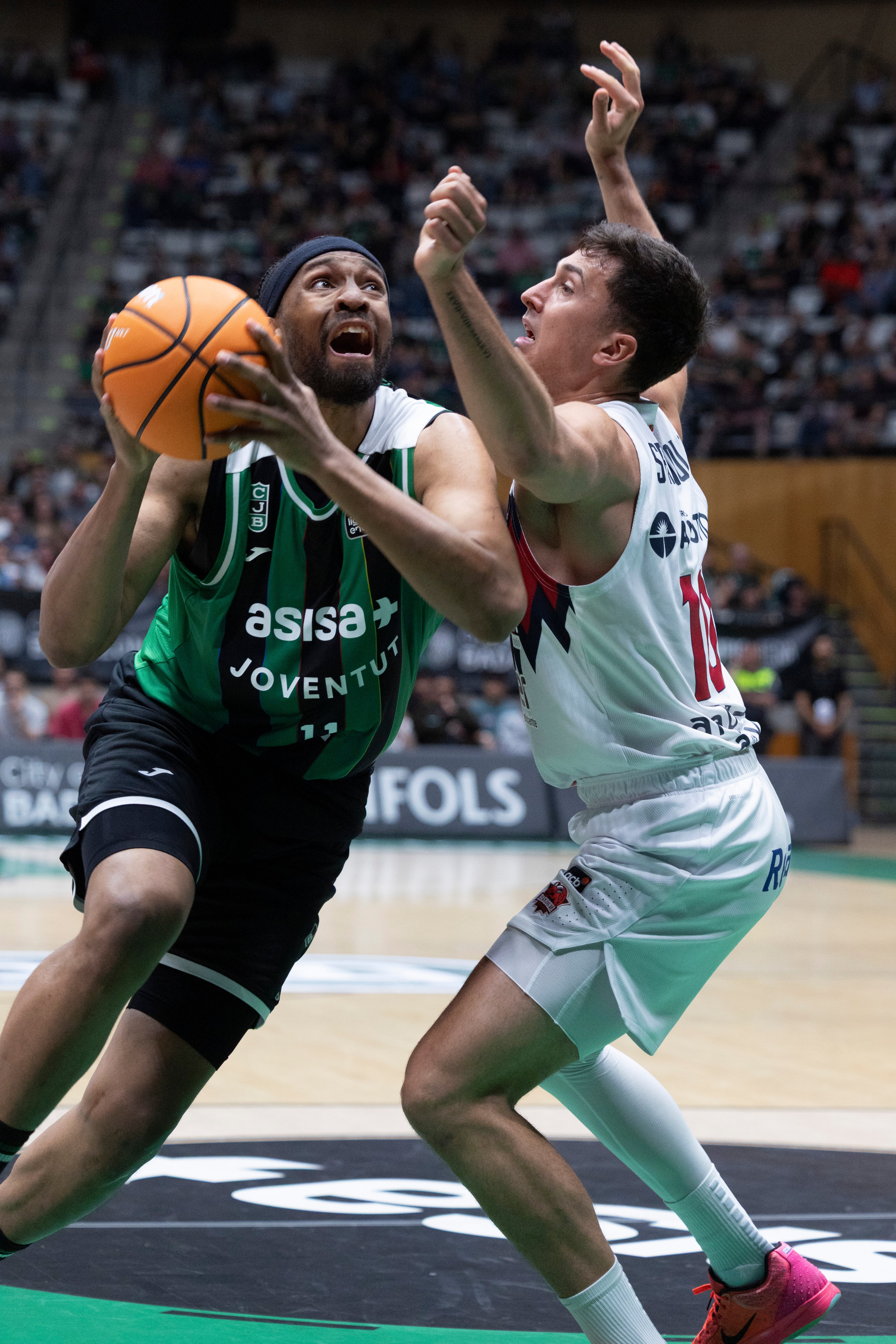 Nueva derrota en Badalona.