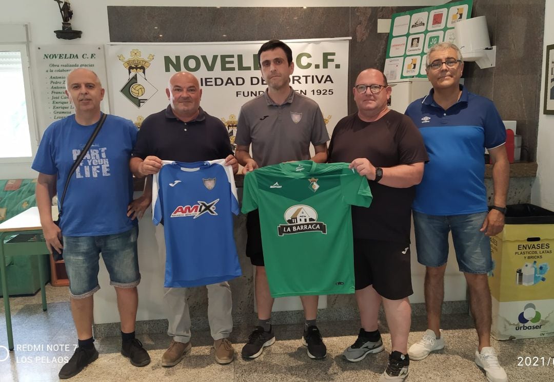 Acuerdo de colaboración entre el Novelda C. F. y el Racing Novelda C. F. S.