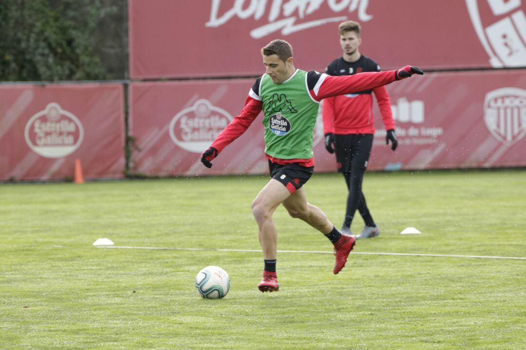Fernando Seoane nun adestramento no Ceao