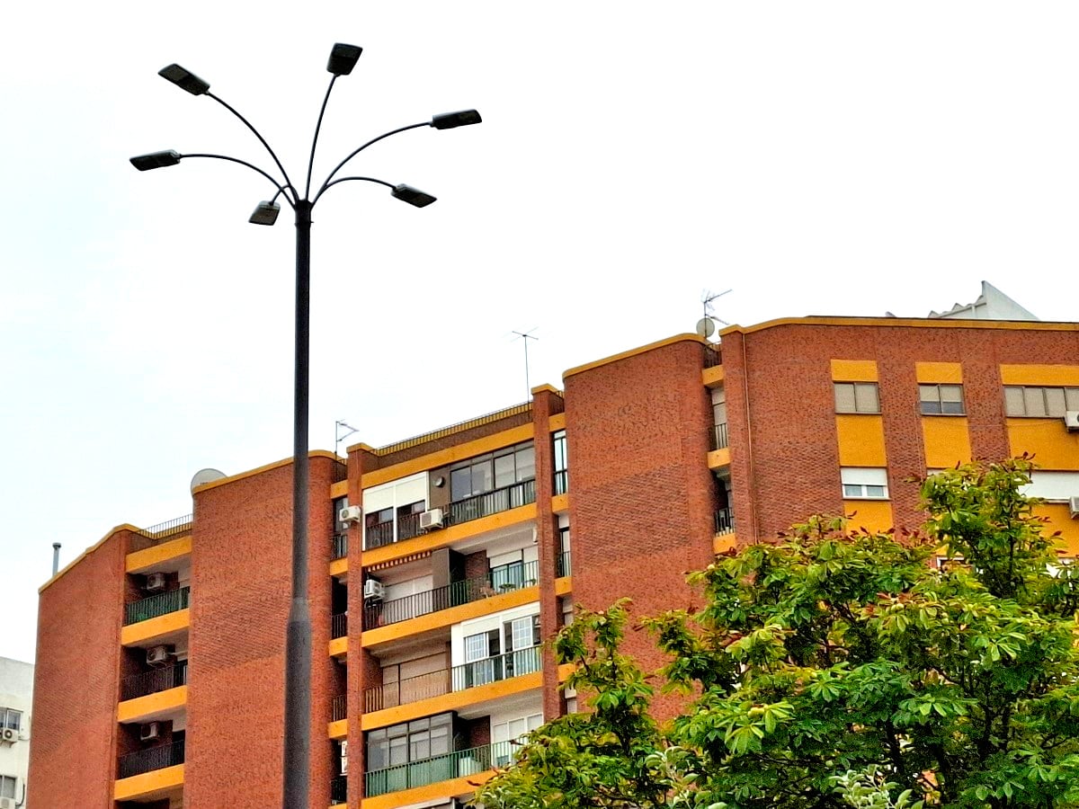 Gran farola de la plaza del Mercado de Puertollano