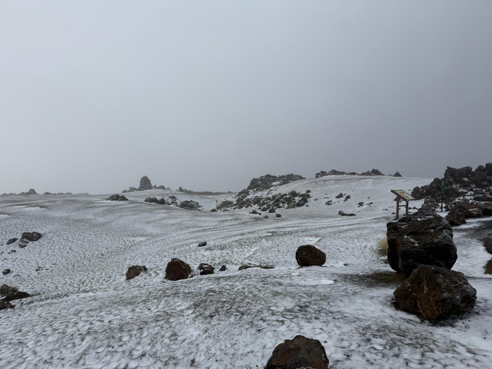 Nieva en el Teide este jueves, 26 de febrero de 2026 (Cabildo de Tenerife).