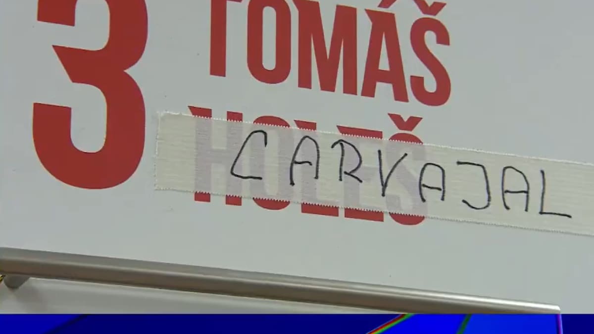 El Slavia de Praga quiere dar la sorpresa con 'Carvajal' en el once: el guiño madridista antes de enfrentarse al Barça