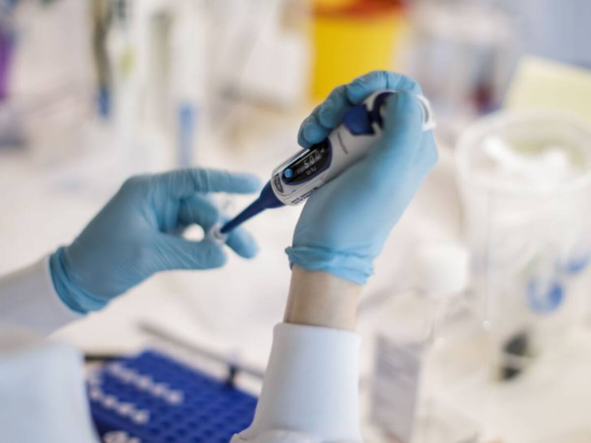 La Junta destina 345.000 euros para investigación científica sobre el COVID-19