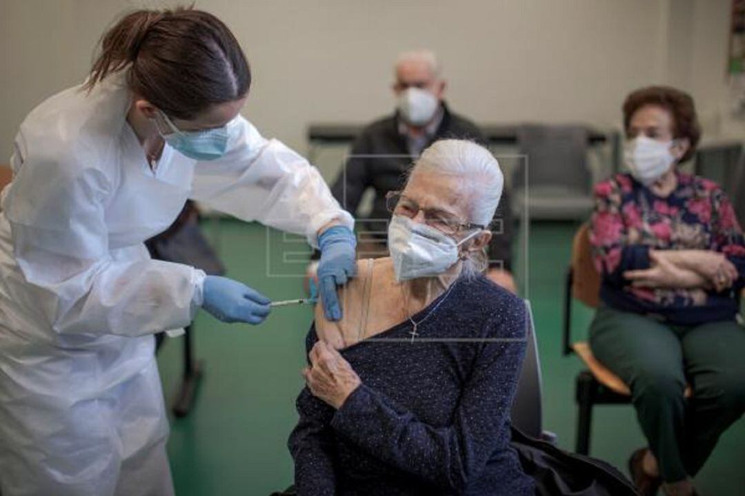 Vacunación de mayores de 80 años