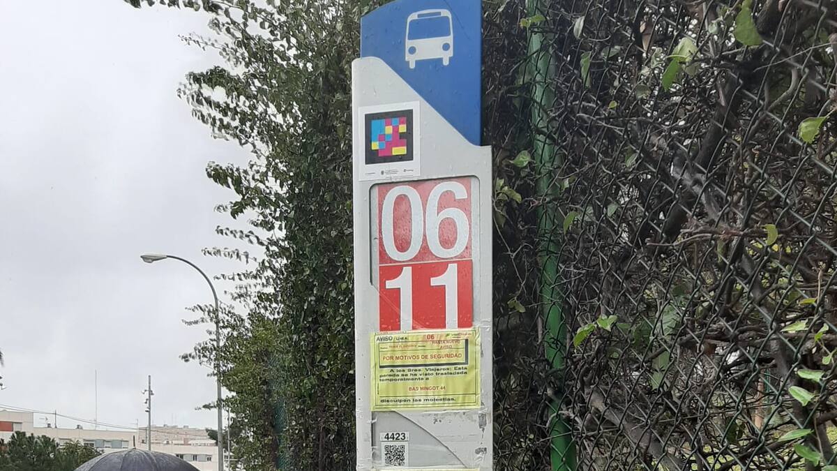 Suprimen las paradas de autobús en la calle Barítono Paco Latorre tras sufrir 23 actos vandálicos en 40 días