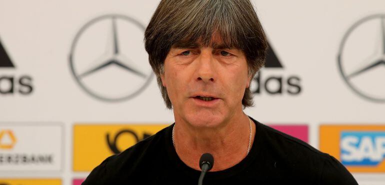 Joachim Löw, en el momento de dar la lista definitiva