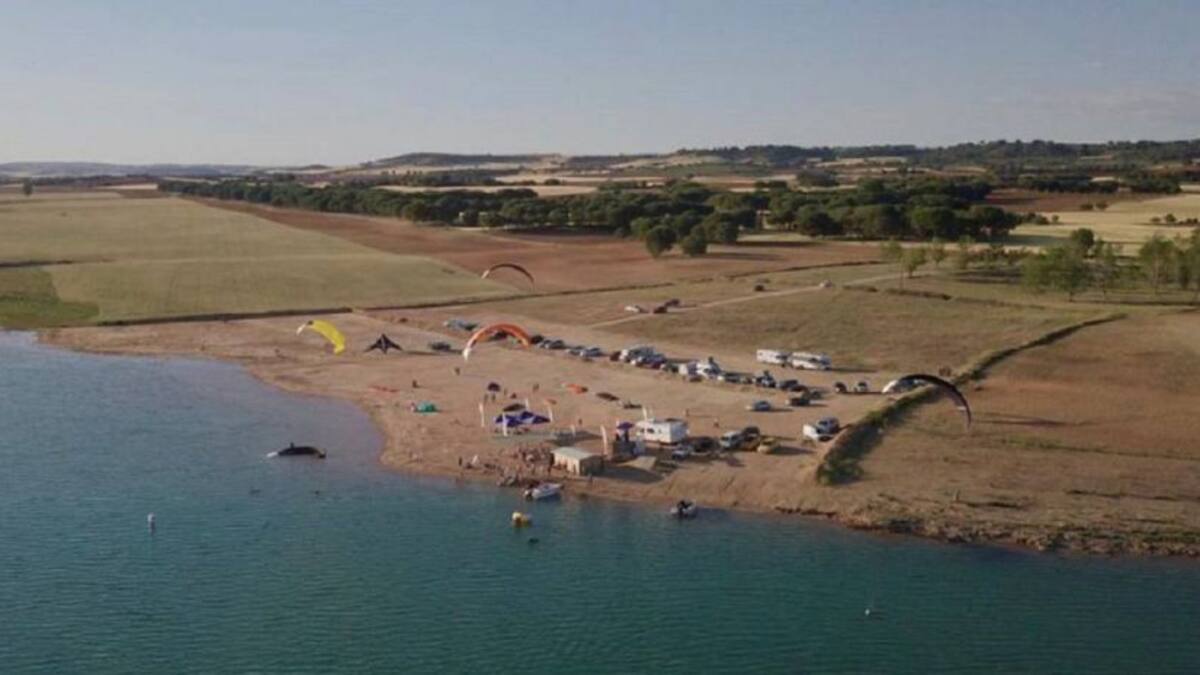 Valverde de Júcar prepara su Playa para la Fórmula Kite Spain Series