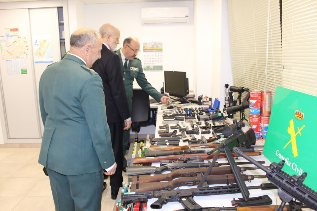 La Guardia Civil ha desmantelado un taller clandestino de armas