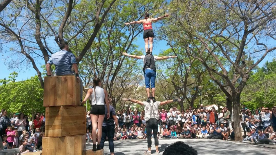 &#039;Todo encaja&#039; ofrece un espectáculo divertido e interactivo