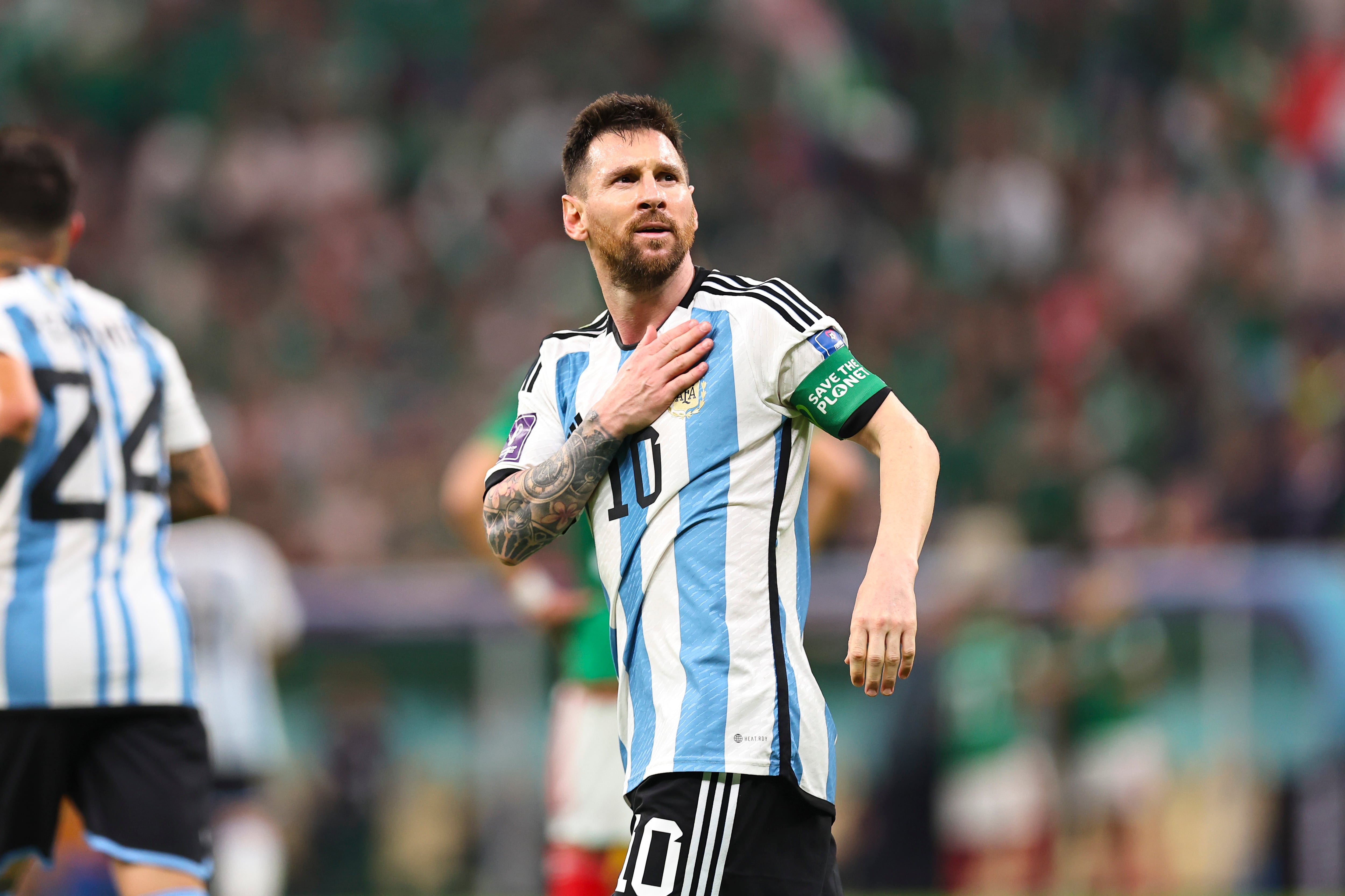 Messi consiguió el 1-0 que trajo la tranquiliad a Argentina