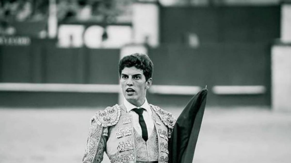 Javier Orozco cierra la temporada taurina en Igualeja