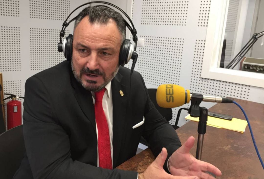 Eduardo Morán, en los estudios de la SER