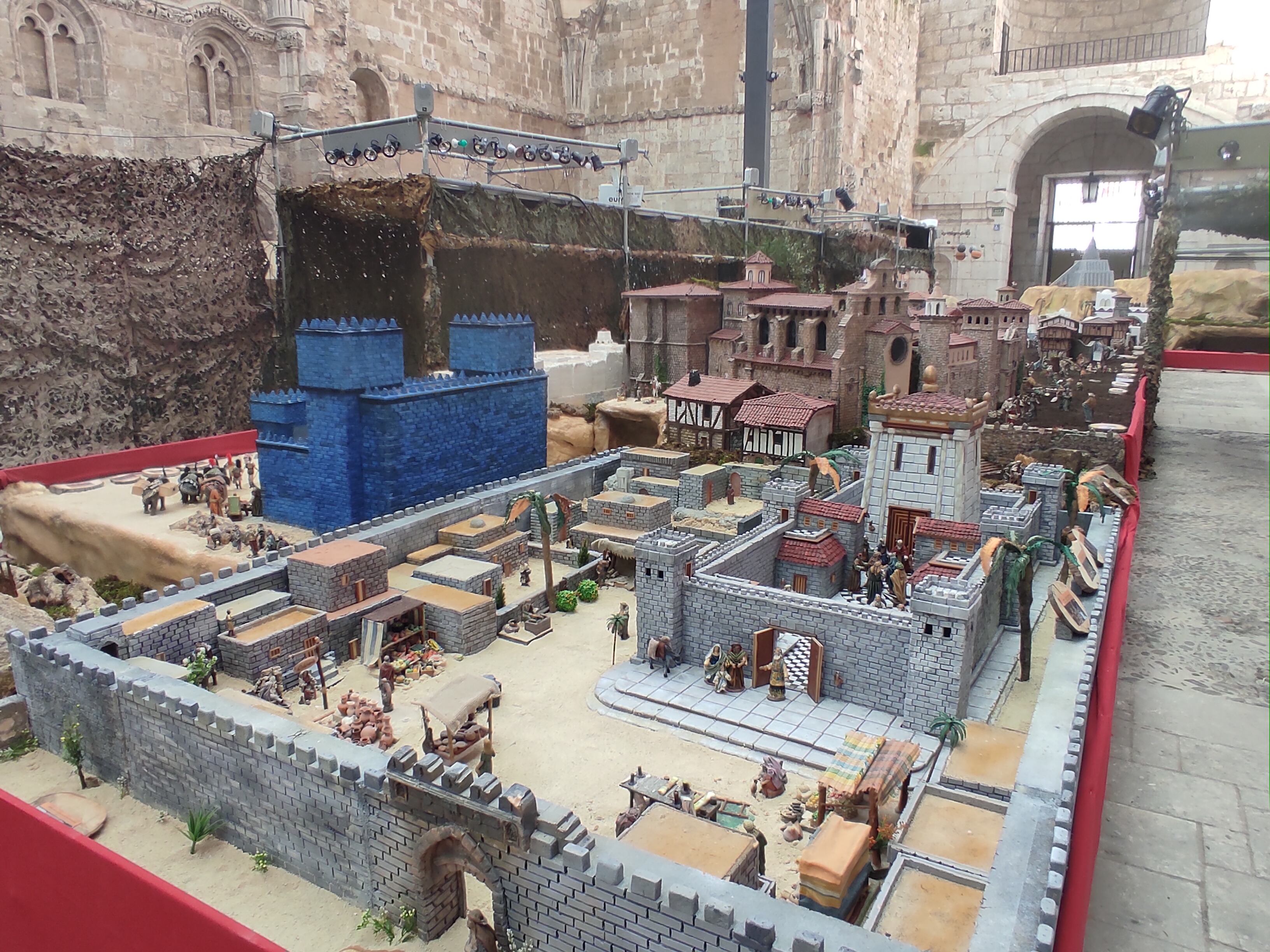 Una de las 107 escenas del Belén Monumental del Regimiento de Transmisiones 22 de Burgos. / Foto: Radio Castilla