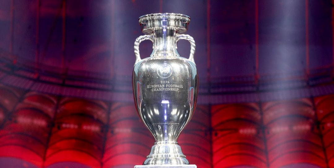 El trofeo de la Eurocopa