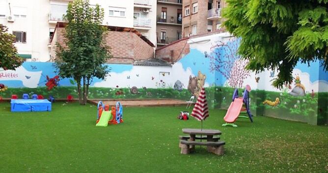 El patio de la guarderia que será desahuciada esta tarde