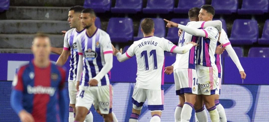 Marcos André celebra su gol