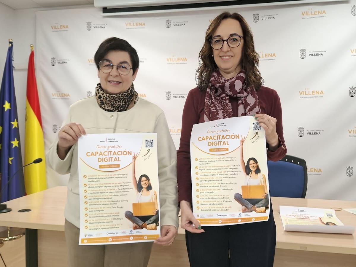 Aula Innova Formación ofrece charlas y cursos contra la brecha digital y para la formación de autónomos y Pymes