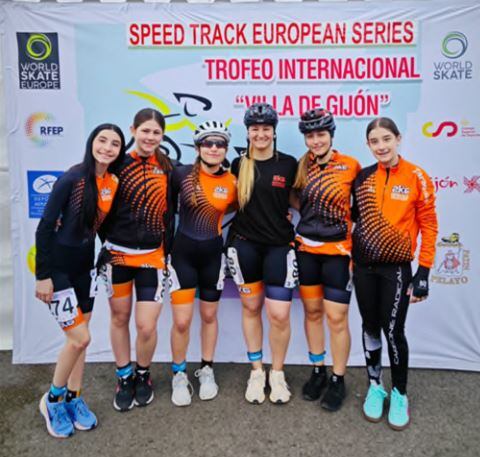 De izquierda a derecha, Estela Amaro, Iranzu Bueno, Claudia Langa, Lucia Magro, Luna Dominguez, Daniela Amor Gil.