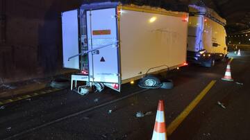 Un accidente en el túnel de Cerrado de Calderón deja 20 kilómetros de retenciones en la zona Este de Málaga