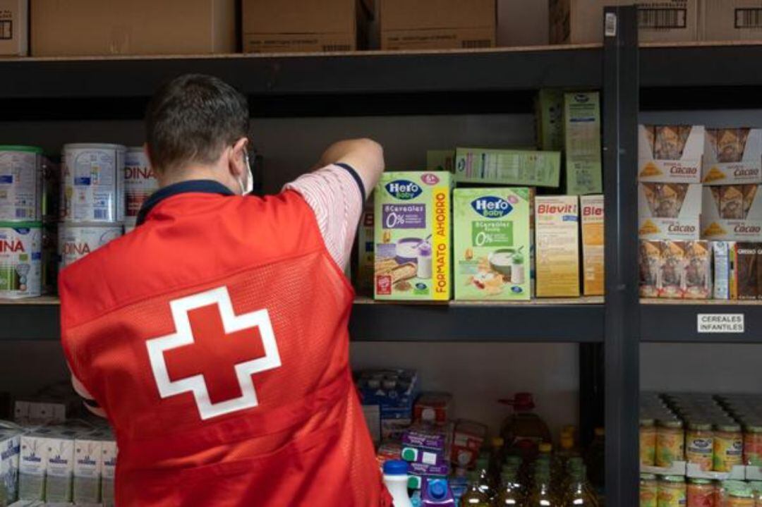 Voluntario de la Cruz Roja 