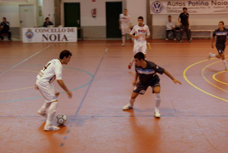 El Santiago no pudo con el Burela en Rianxo