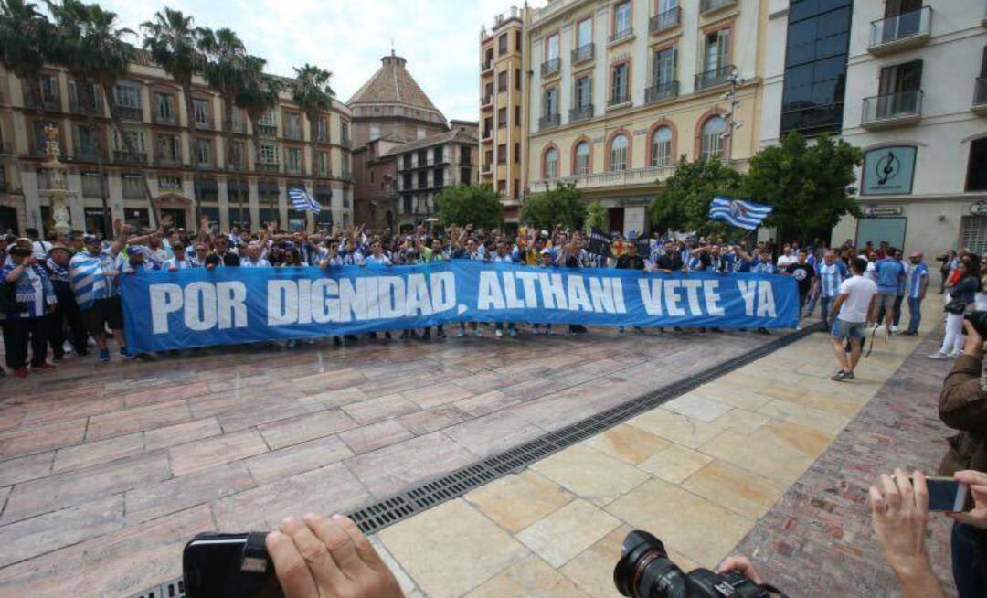 Los aficionados del Fondo Sur convocan nuevas protestas contra la gestión del club