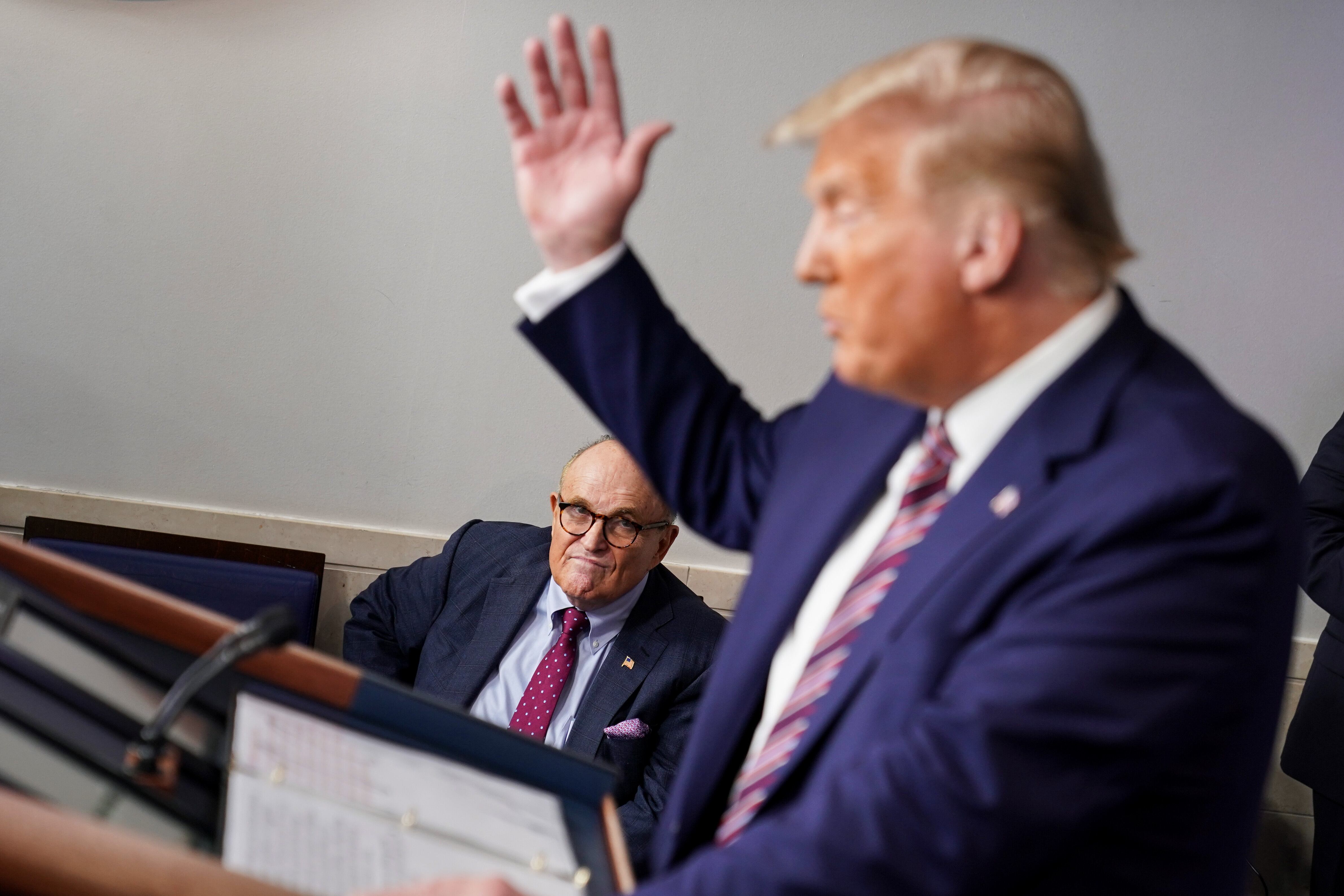 Giuliani en una rueda de prensa de Trump