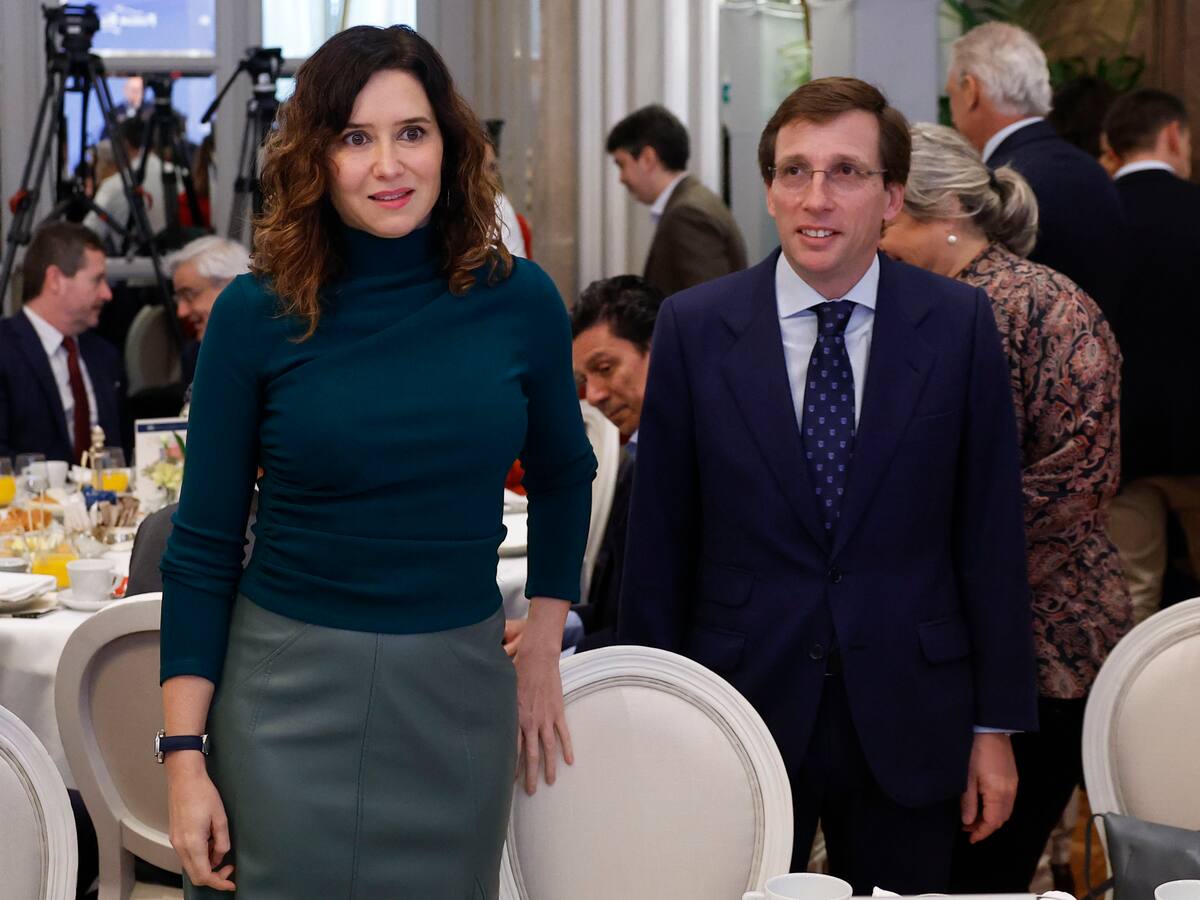 Ayuso, sobre las elecciones gallegas: "Lo que ha sucedido ayer implica la desaparición del PSOE en toda España"