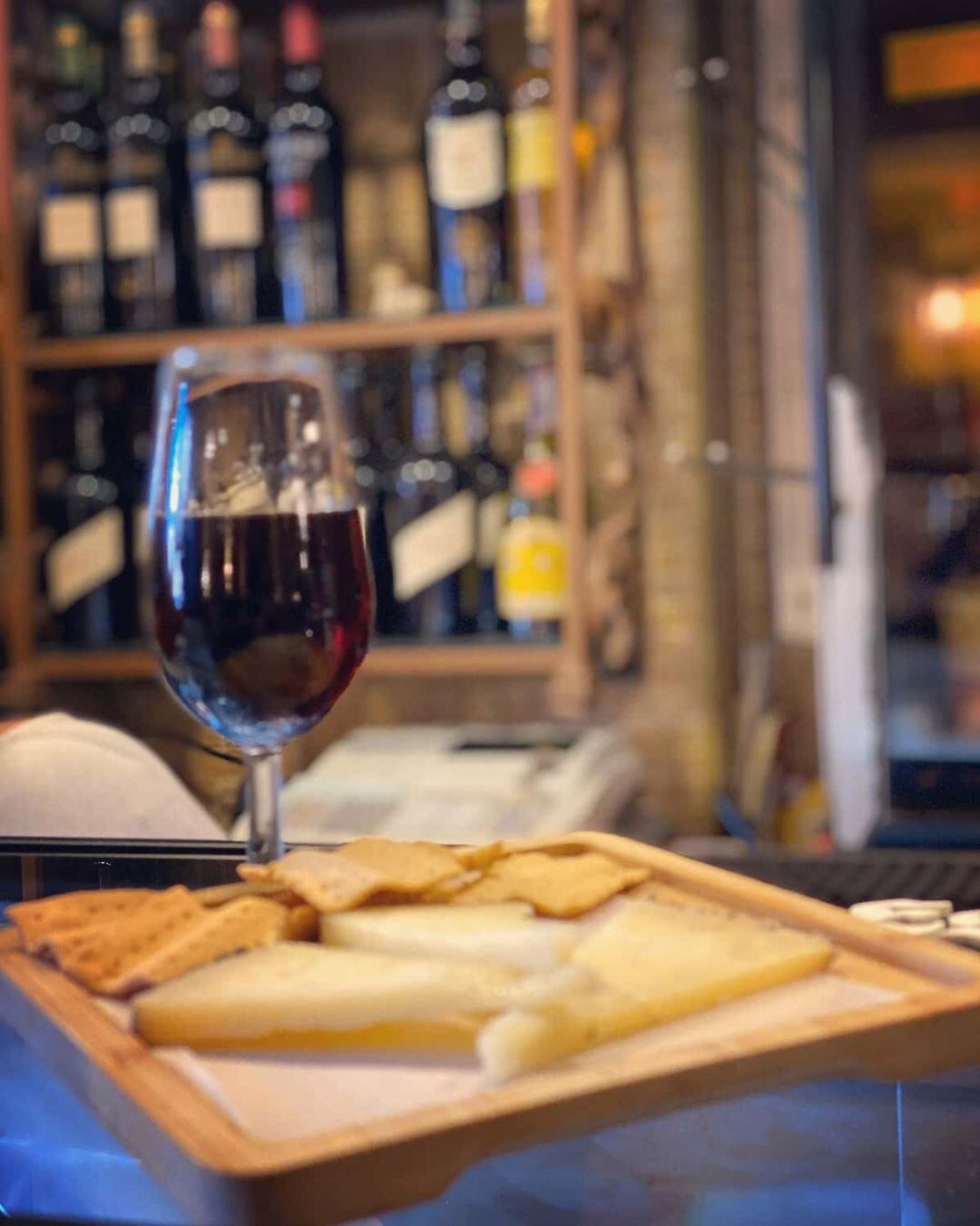 Un aperitivo en Las Duelas tras el confinamiento.