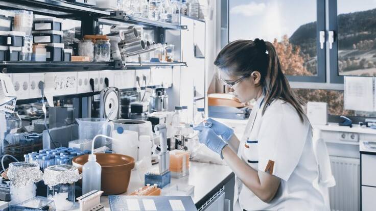 Vicente Lárraga: "Pagaremos su peso en oro todo aquello que no inventemos"