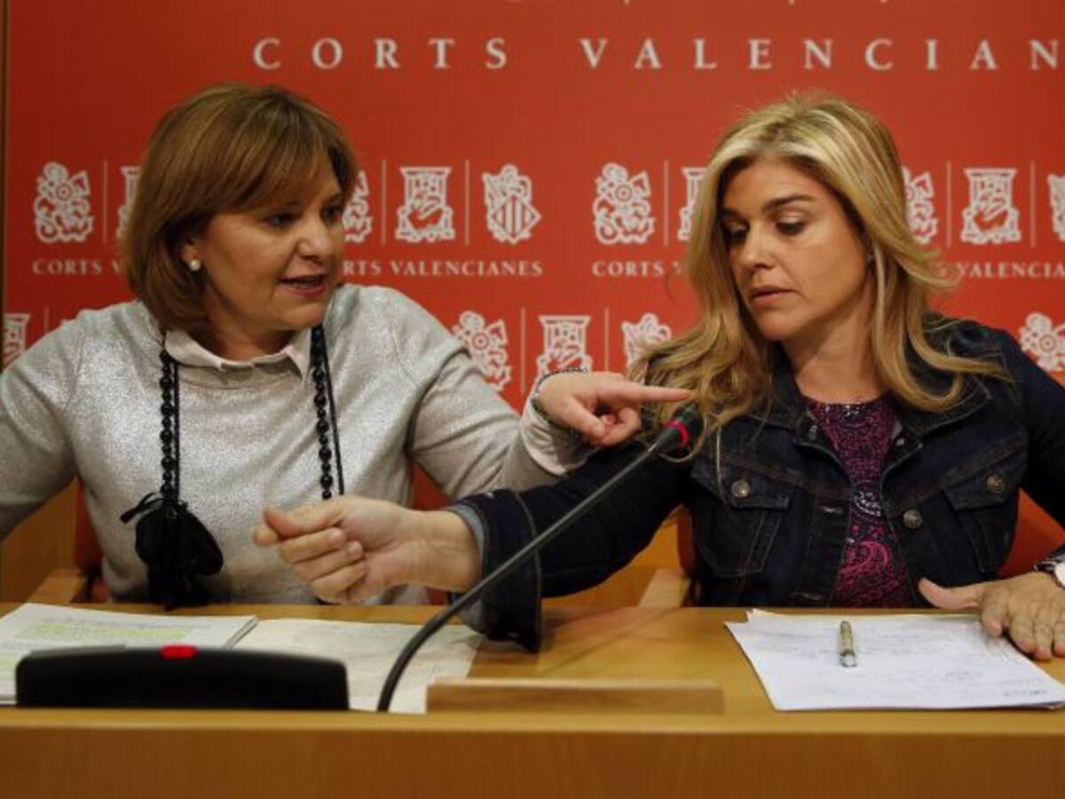 El PP pide disolver el Consell